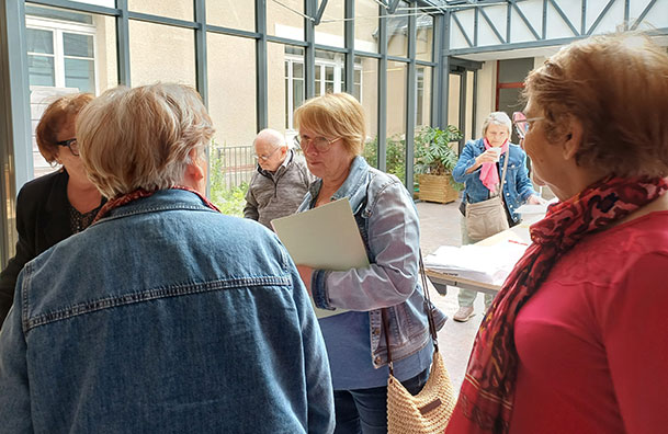 Un moment de convivialité avant de commencer l'assemblée générale de la CNL 35